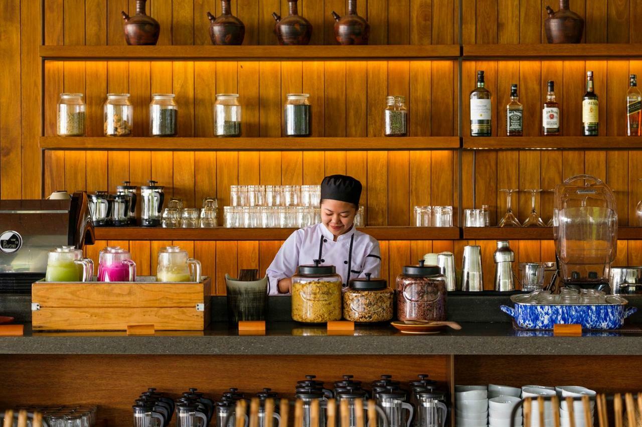 Dialoog Banyuwangi Hotell Exteriör bild